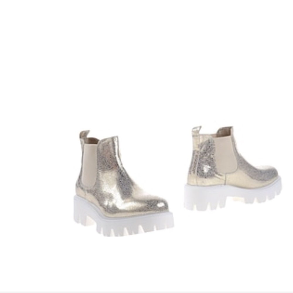 Italian Leather chunky half boot